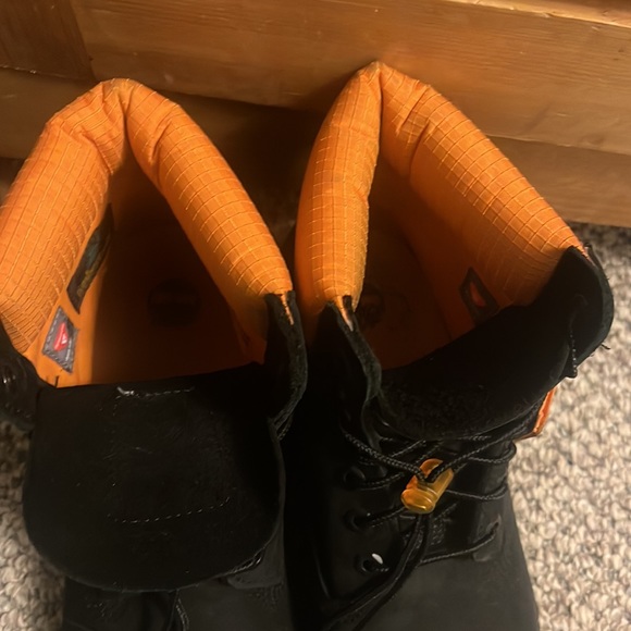 Timberland boot limited edition 1973 black men's size 8.5 - Picture 2 of 2